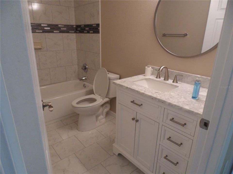 For Sale: $228,000 (3 beds, 2 baths, 1080 Square Feet)