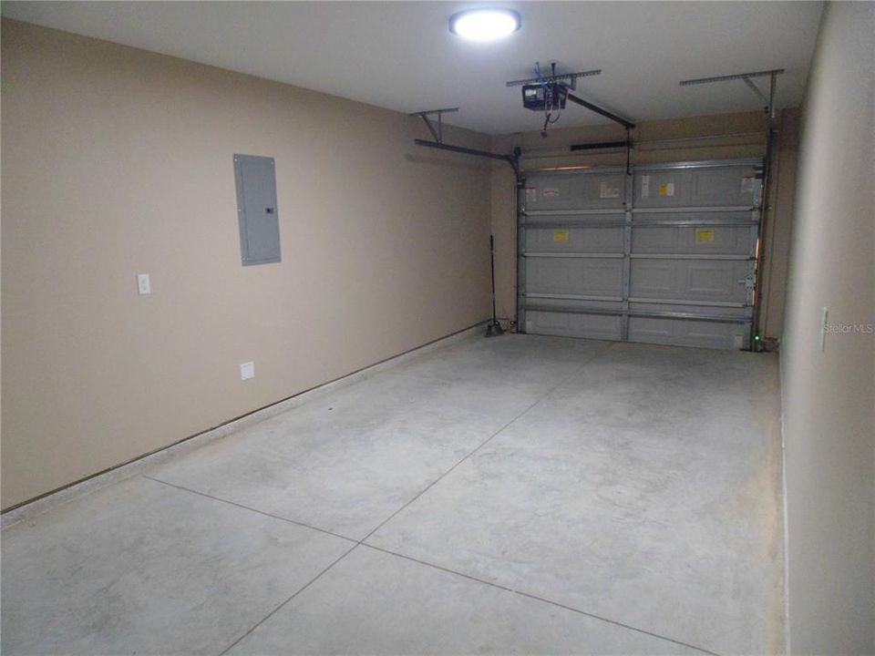 For Sale: $228,000 (3 beds, 2 baths, 1080 Square Feet)