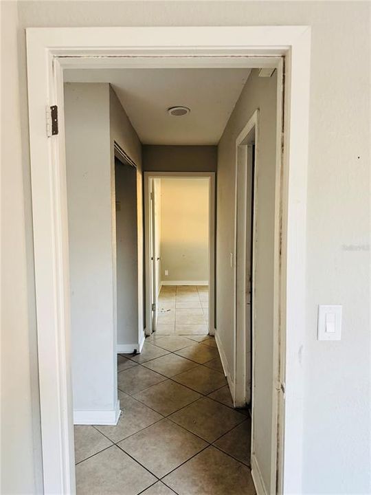 For Sale: $235,000 (2 beds, 2 baths, 1030 Square Feet)