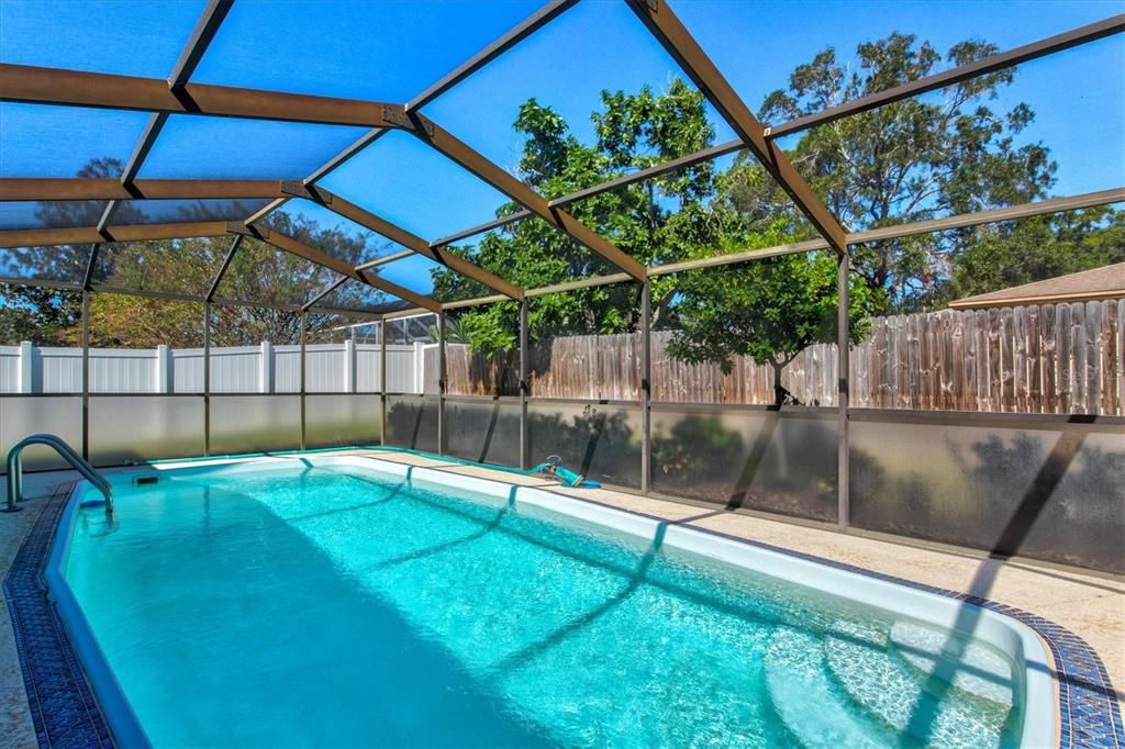 Active With Contract: $455,000 (4 beds, 2 baths, 1522 Square Feet)