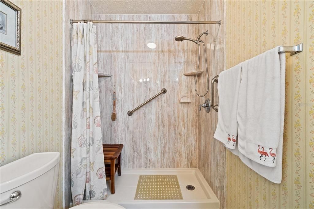 Active With Contract: $455,000 (4 beds, 2 baths, 1522 Square Feet)