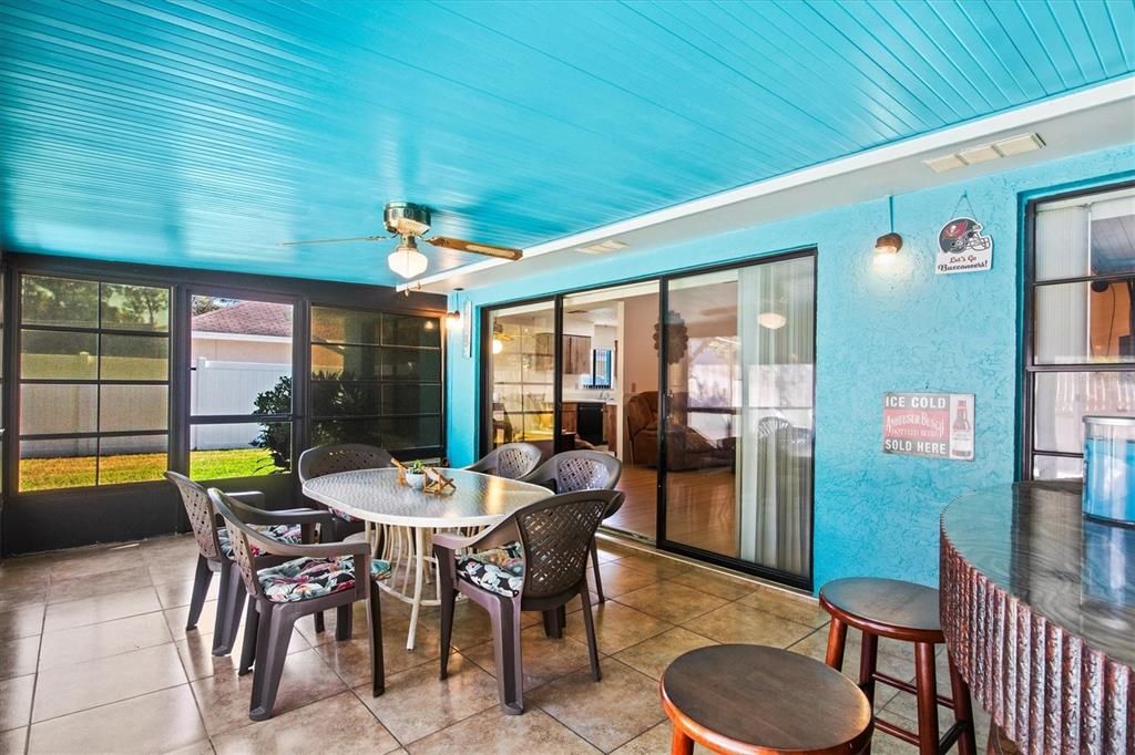 Active With Contract: $455,000 (4 beds, 2 baths, 1522 Square Feet)