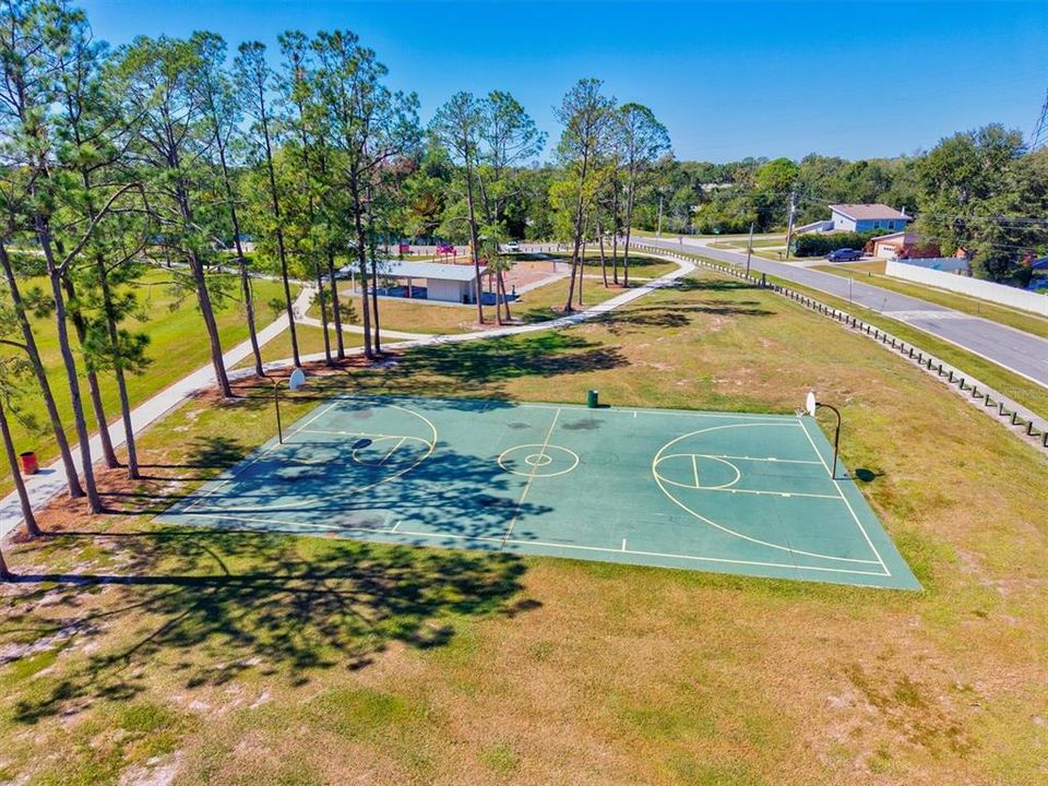 Active With Contract: $455,000 (4 beds, 2 baths, 1522 Square Feet)