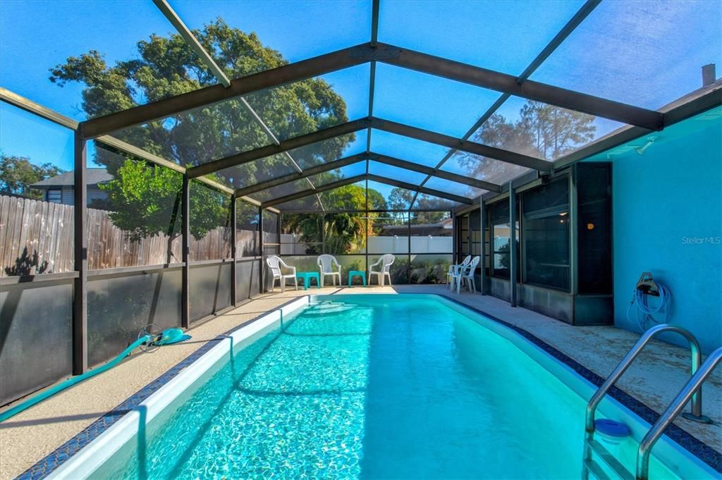 Active With Contract: $455,000 (4 beds, 2 baths, 1522 Square Feet)