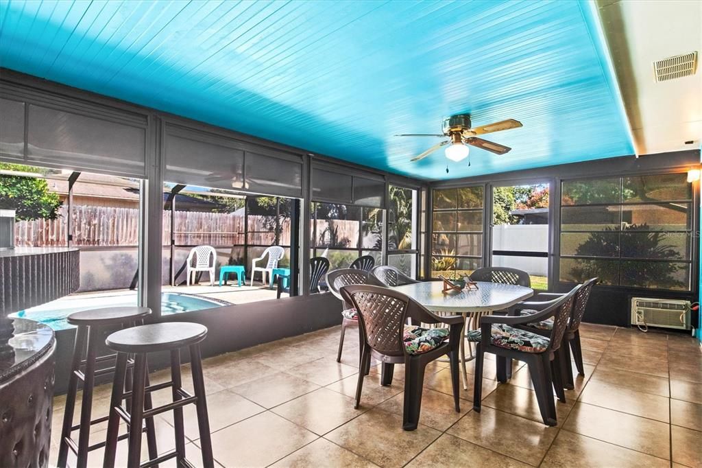 Active With Contract: $455,000 (4 beds, 2 baths, 1522 Square Feet)