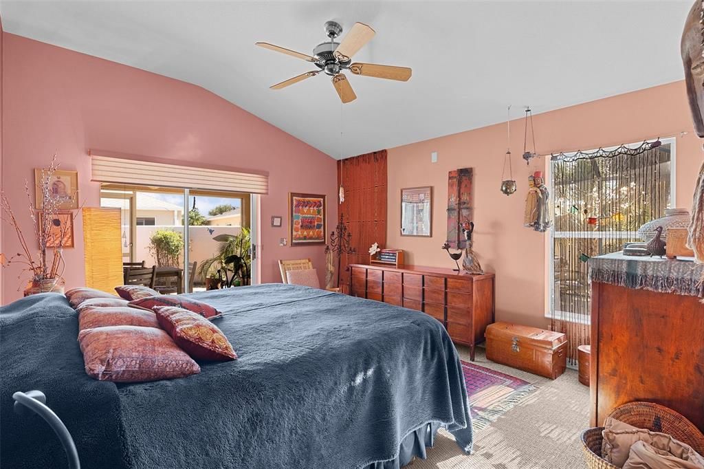 En Venta: $439,900 (3 camas, 2 baños, 1704 Pies cuadrados)