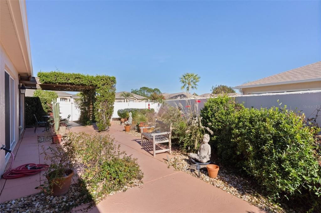 En Venta: $439,900 (3 camas, 2 baños, 1704 Pies cuadrados)