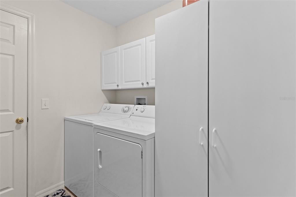 En Venta: $439,900 (3 camas, 2 baños, 1704 Pies cuadrados)