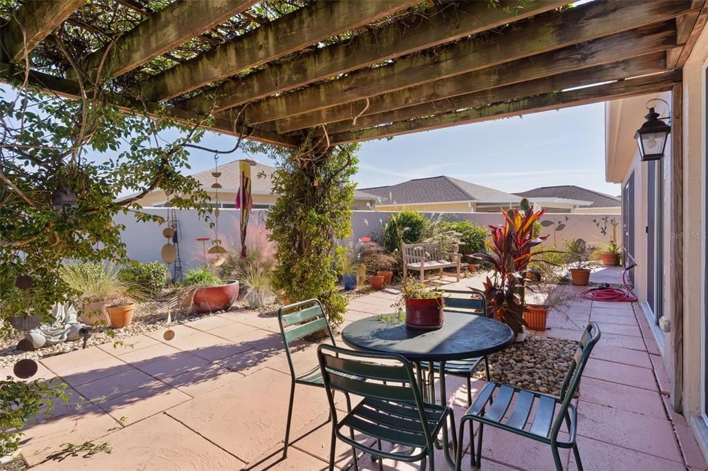 En Venta: $439,900 (3 camas, 2 baños, 1704 Pies cuadrados)