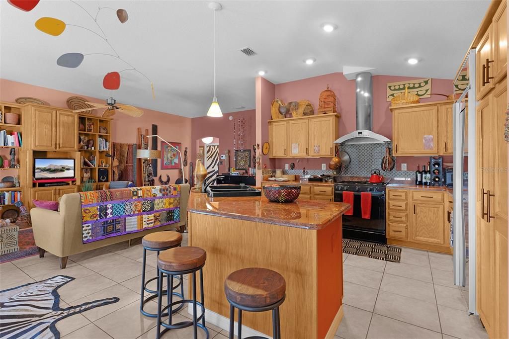 En Venta: $439,900 (3 camas, 2 baños, 1704 Pies cuadrados)