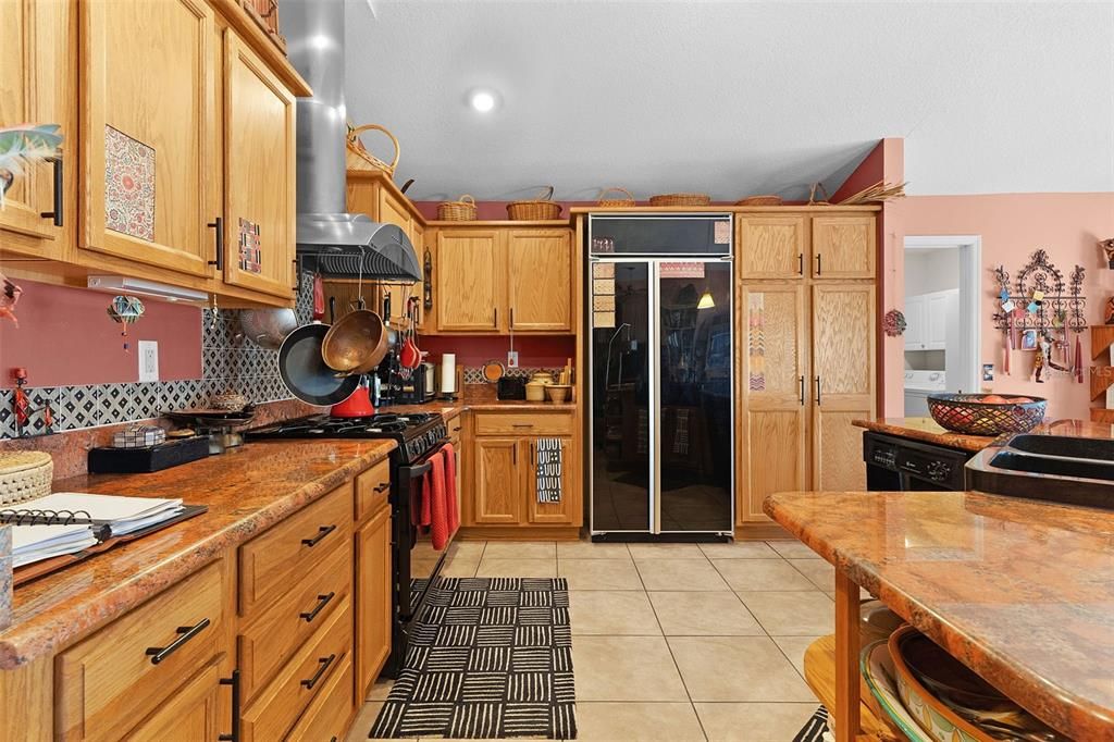 En Venta: $439,900 (3 camas, 2 baños, 1704 Pies cuadrados)