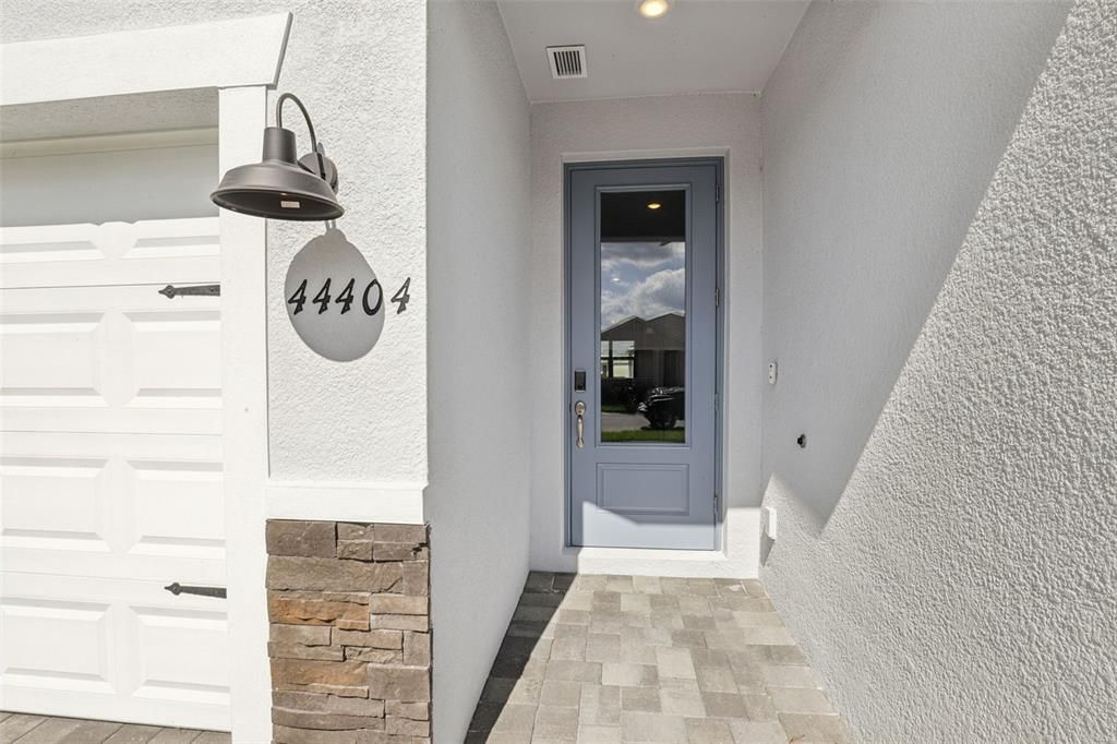 For Sale: $324,995 (4 beds, 2 baths, 1908 Square Feet)