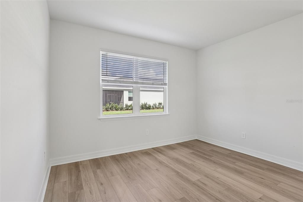 For Sale: $324,995 (4 beds, 2 baths, 1908 Square Feet)