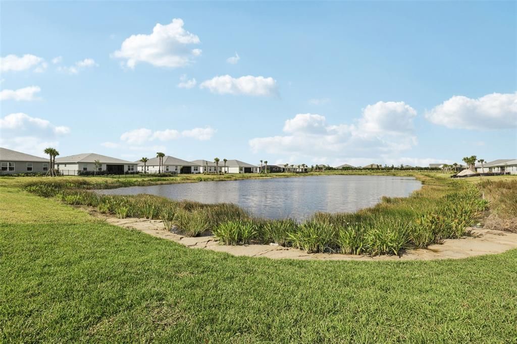 For Sale: $324,995 (4 beds, 2 baths, 1908 Square Feet)