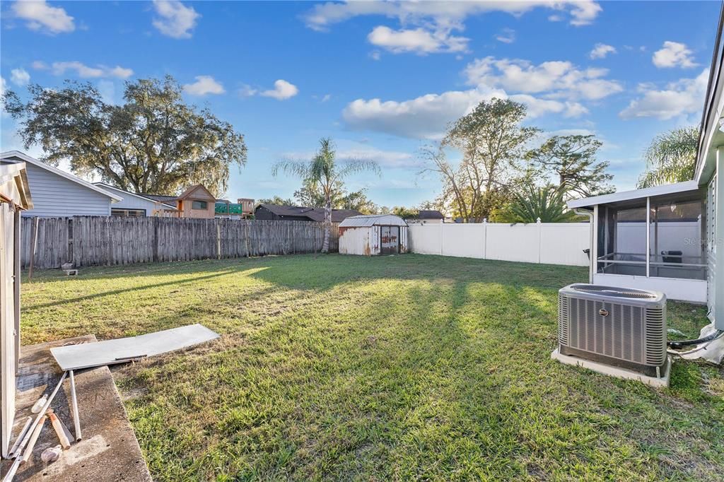 出租: $2,100 (3 贝兹, 1 浴室, 972 平方英尺)