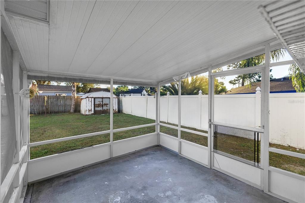 出租: $2,100 (3 贝兹, 1 浴室, 972 平方英尺)