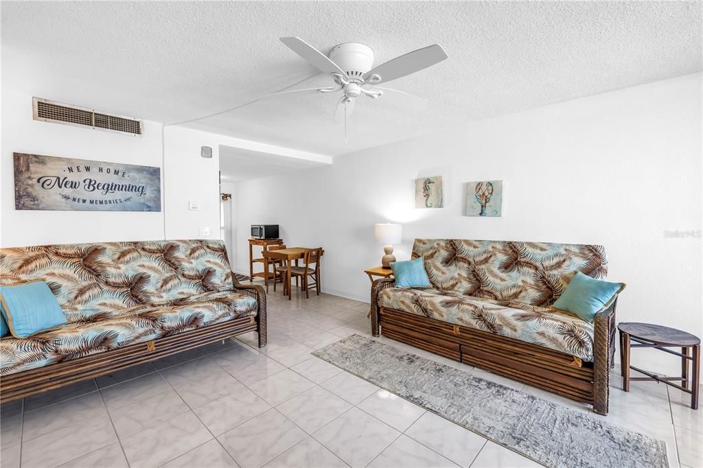 For Sale: $325,000 (0 beds, 1 baths, 448 Square Feet)