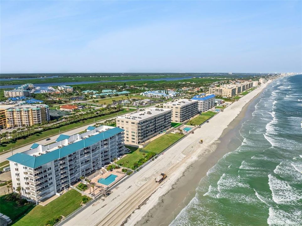 На продажу: $675,000 (2 спален, 2 ванн, 1672 Квадратных фут)