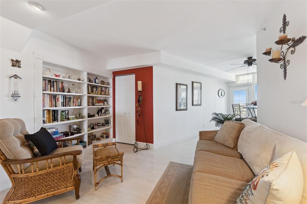 На продажу: $675,000 (2 спален, 2 ванн, 1672 Квадратных фут)