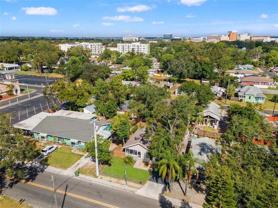 Active With Contract: $249,900 (3 beds, 1 baths, 838 Square Feet)