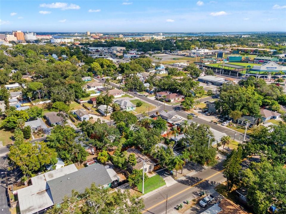 Active With Contract: $249,900 (3 beds, 1 baths, 838 Square Feet)
