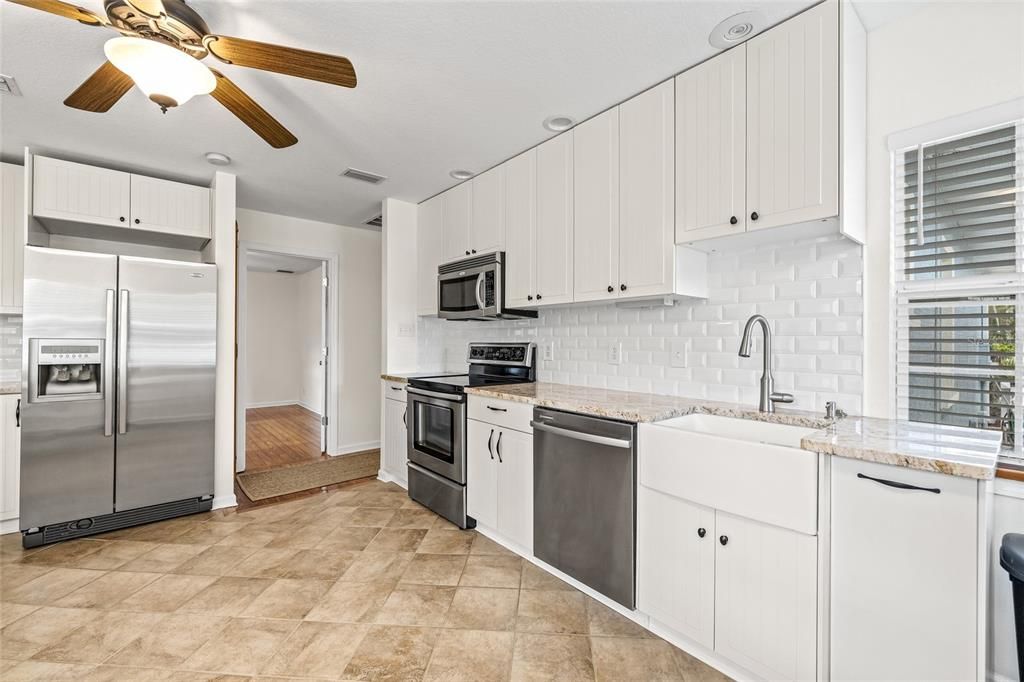 Active With Contract: $395,000 (3 beds, 2 baths, 1681 Square Feet)