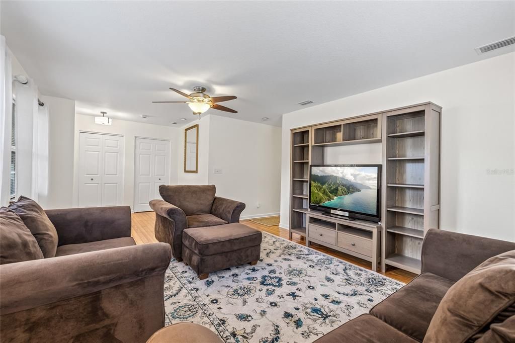 Active With Contract: $395,000 (3 beds, 2 baths, 1681 Square Feet)