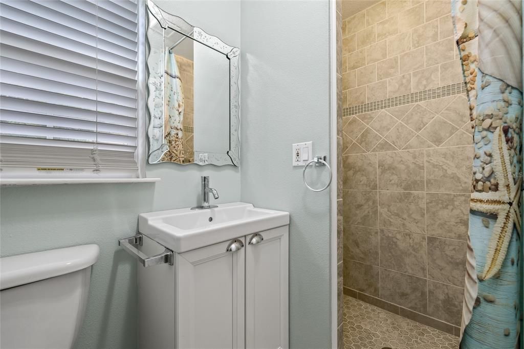 Active With Contract: $395,000 (3 beds, 2 baths, 1681 Square Feet)