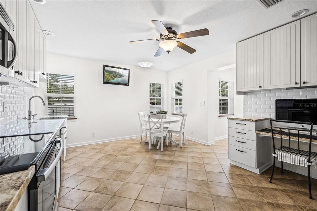 Active With Contract: $395,000 (3 beds, 2 baths, 1681 Square Feet)