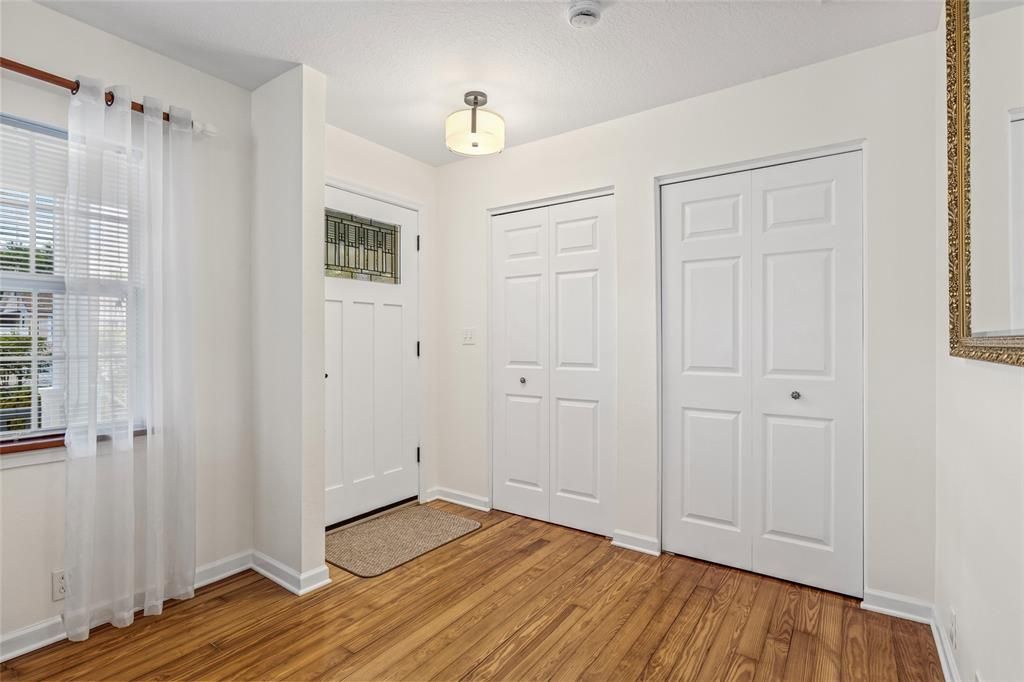 Active With Contract: $395,000 (3 beds, 2 baths, 1681 Square Feet)