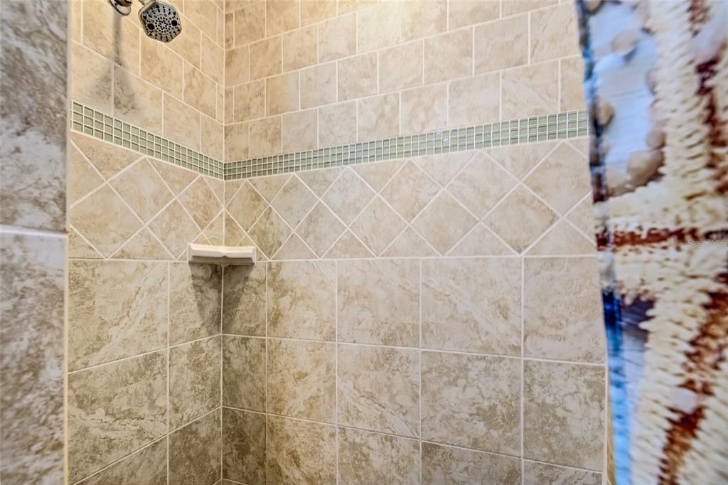 Active With Contract: $395,000 (3 beds, 2 baths, 1681 Square Feet)