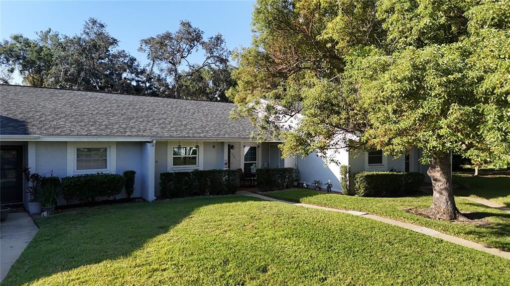 For Sale: $149,900 (2 beds, 2 baths, 1029 Square Feet)