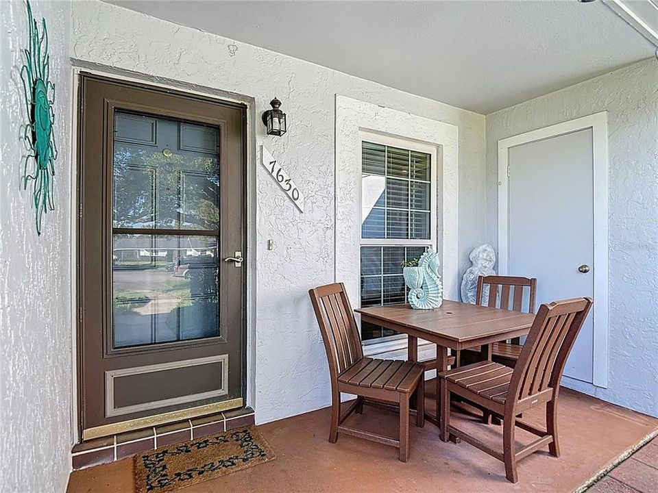 For Sale: $149,900 (2 beds, 2 baths, 1029 Square Feet)