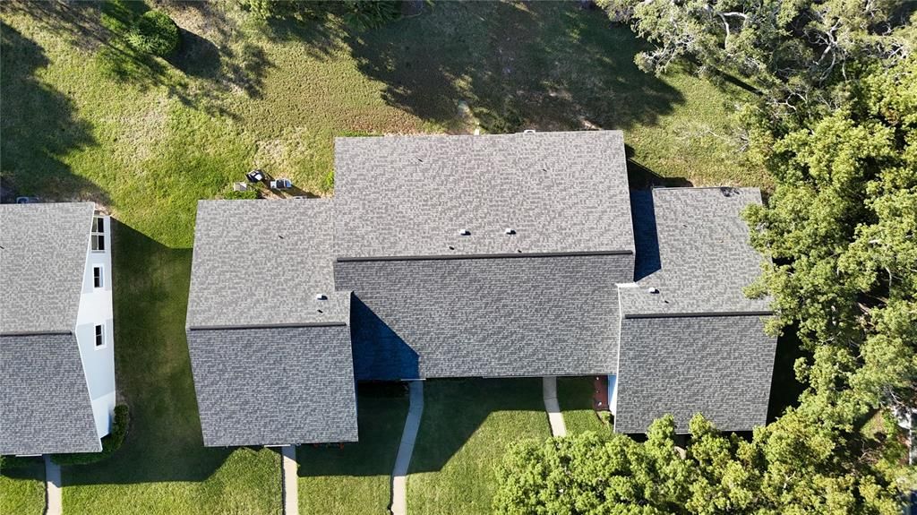 For Sale: $149,900 (2 beds, 2 baths, 1029 Square Feet)