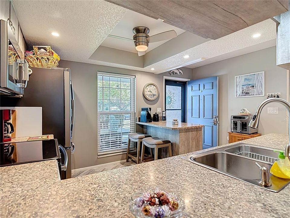 For Sale: $149,900 (2 beds, 2 baths, 1029 Square Feet)