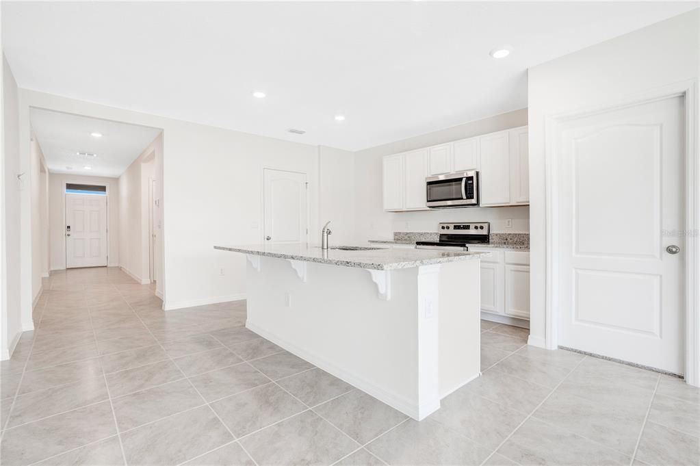 Active With Contract: $2,000 (3 beds, 2 baths, 1725 Square Feet)