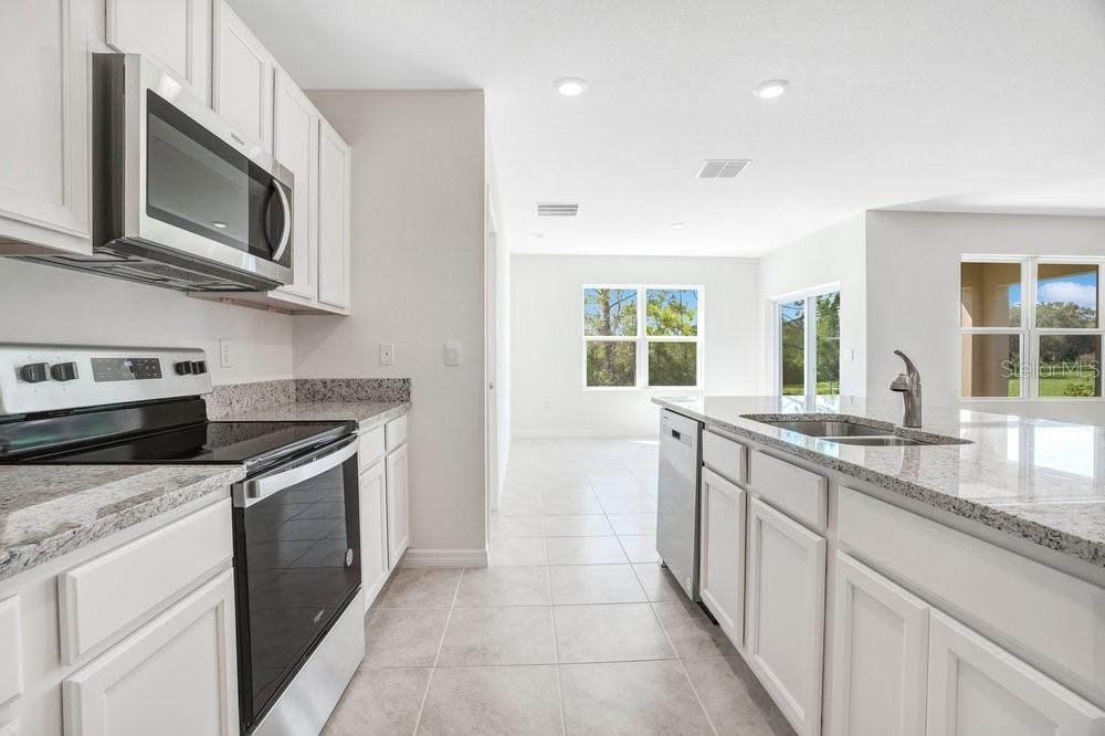 Active With Contract: $2,000 (3 beds, 2 baths, 1725 Square Feet)