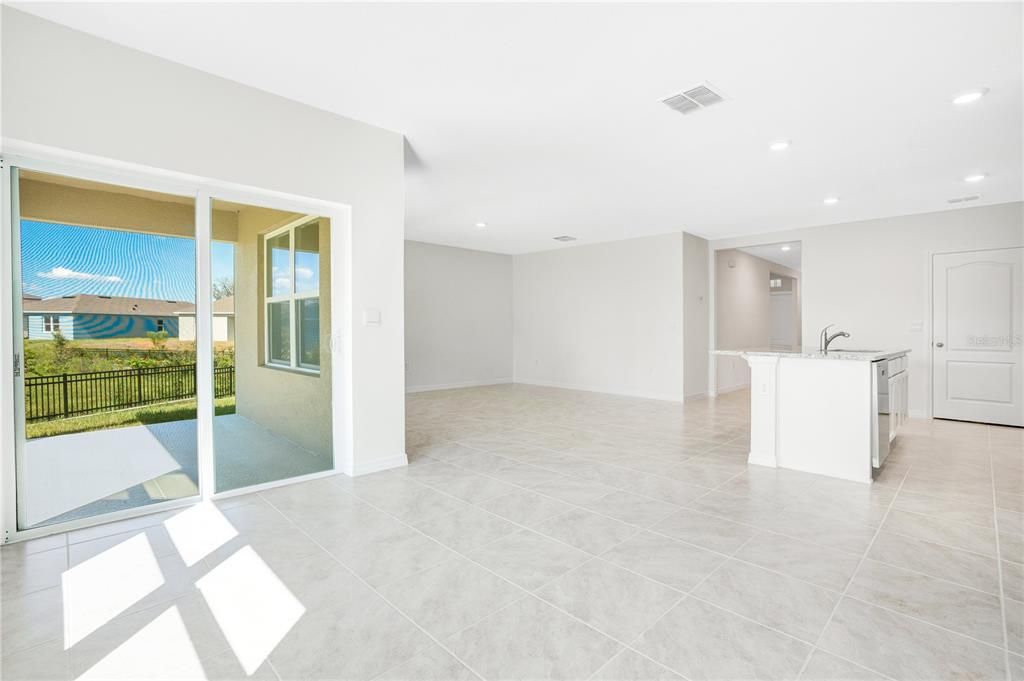 Active With Contract: $2,000 (3 beds, 2 baths, 1725 Square Feet)