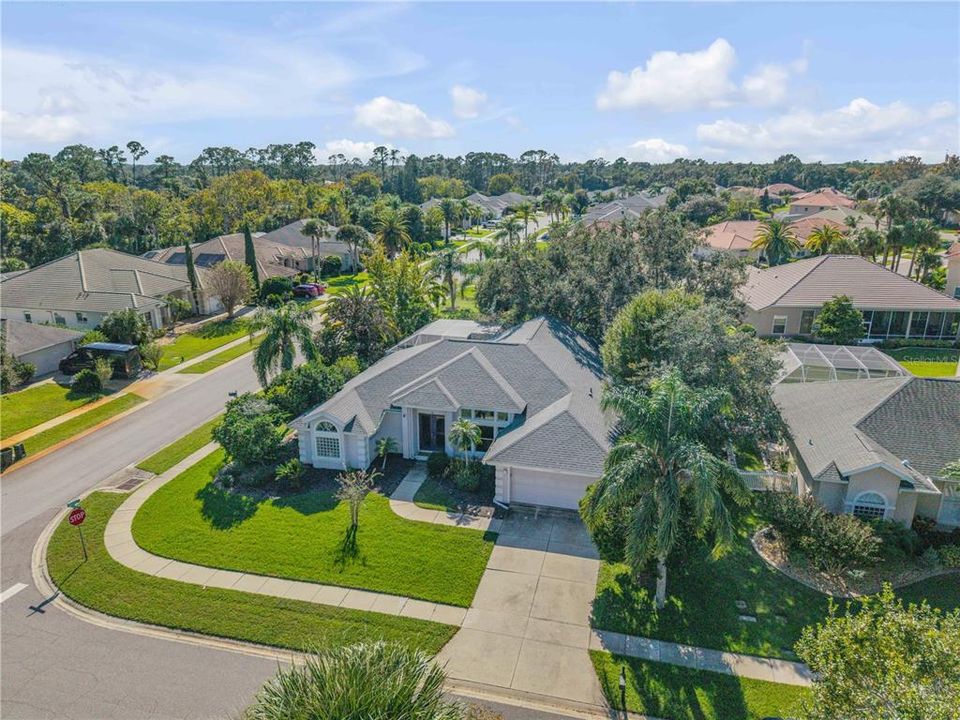 For Sale: $449,000 (3 beds, 2 baths, 2098 Square Feet)