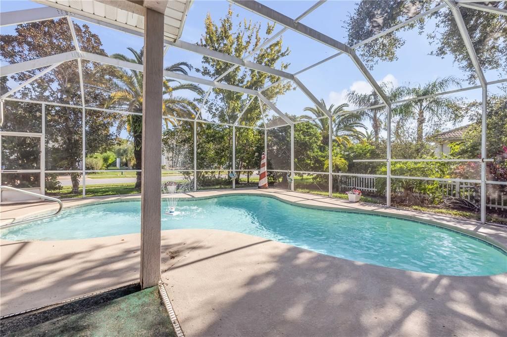 For Sale: $449,000 (3 beds, 2 baths, 2098 Square Feet)