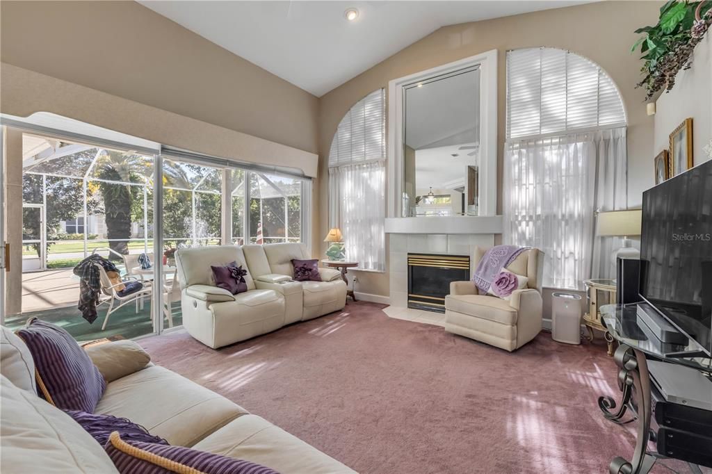 For Sale: $449,000 (3 beds, 2 baths, 2098 Square Feet)