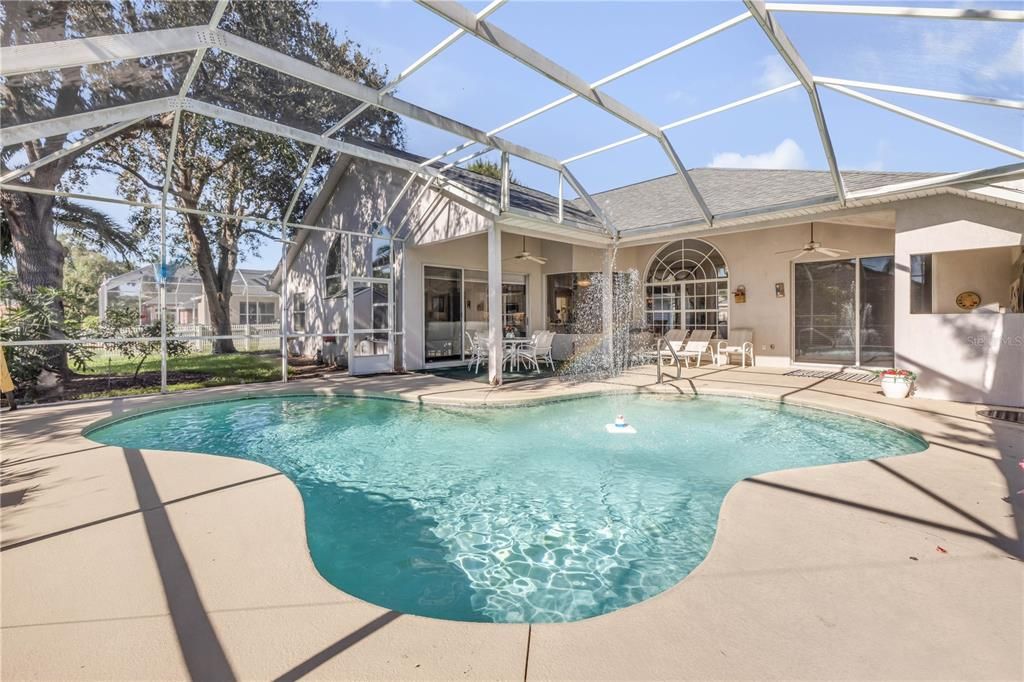 For Sale: $449,000 (3 beds, 2 baths, 2098 Square Feet)