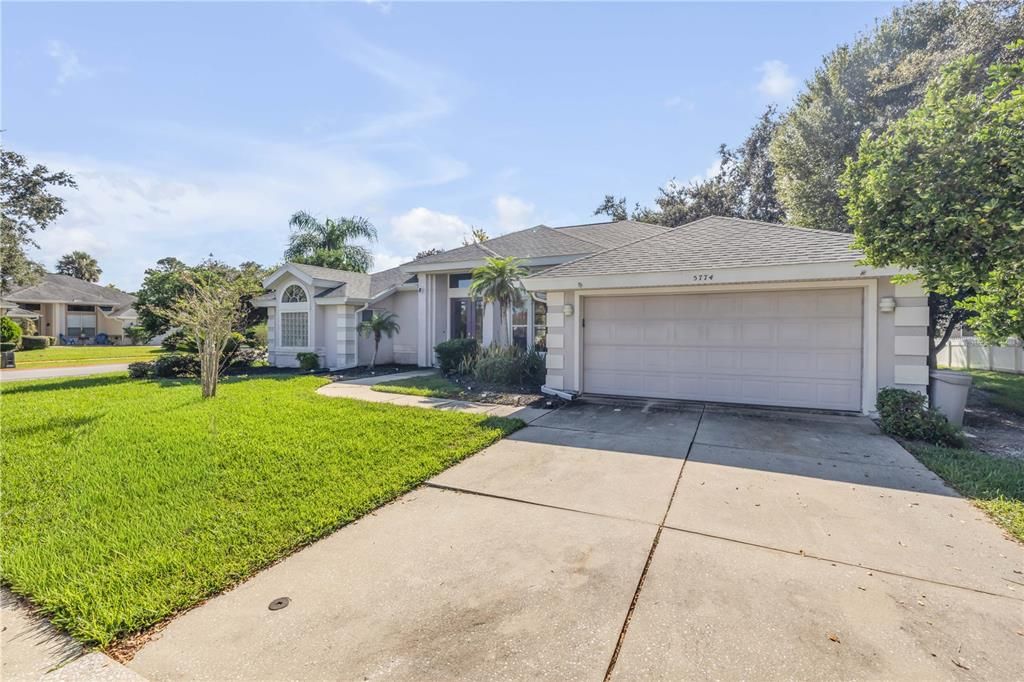 For Sale: $449,000 (3 beds, 2 baths, 2098 Square Feet)