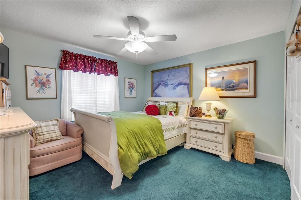 For Sale: $449,000 (3 beds, 2 baths, 2098 Square Feet)