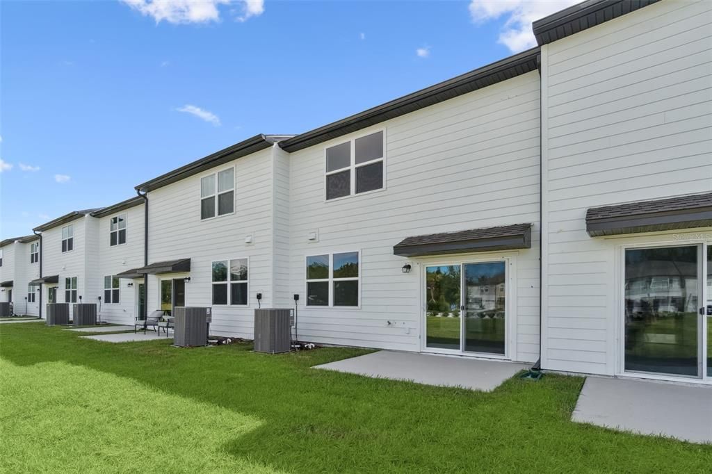 出租: $1,895 (3 贝兹, 2 浴室, 1422 平方英尺)