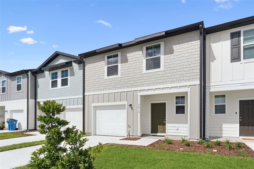 出租: $1,895 (3 贝兹, 2 浴室, 1422 平方英尺)