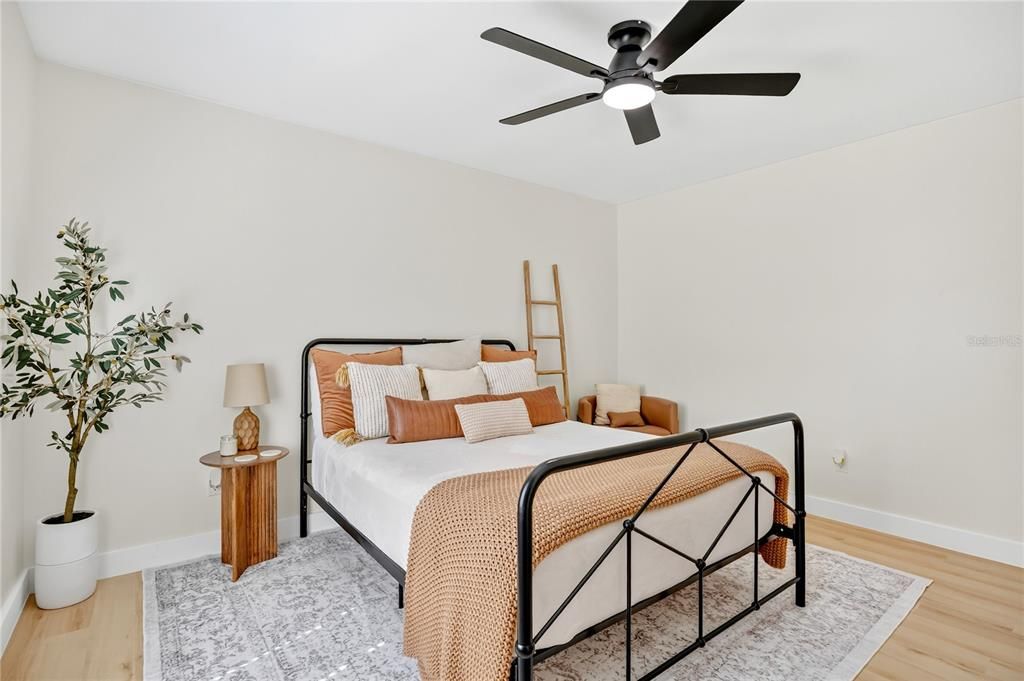 待售: $410,000 (3 贝兹, 2 浴室, 1337 平方英尺)