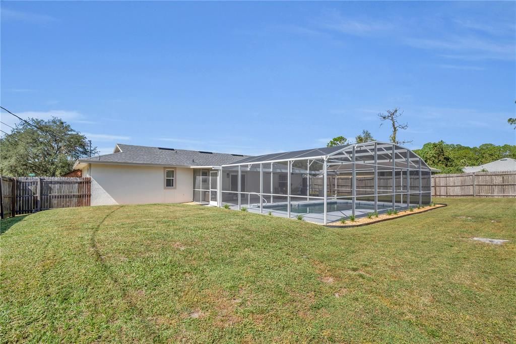 待售: $410,000 (3 贝兹, 2 浴室, 1337 平方英尺)