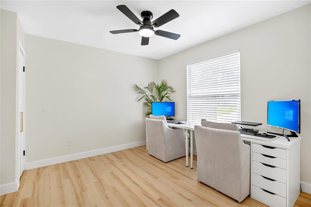 待售: $410,000 (3 贝兹, 2 浴室, 1337 平方英尺)