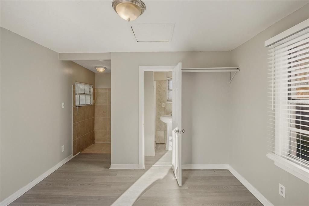 En Venta: $425,000 (3 camas, 1 baños, 936 Pies cuadrados)